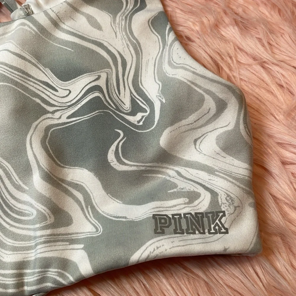 PINK Victoria’s Secret Ultimate‎ Gray & White Sports Bra Size XS